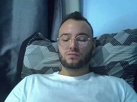 piazaocwb23 online show from April 21, 2:47 am