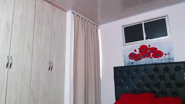 Snapshot of jax_f00x chatting on May 23, 7:13 pm jax f00x online show from May 23, 7:13 pm