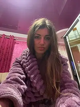 Snapshot of GlamXX chatting on March 16, 9:28 pm GlamXX online show from March 16, 9:28 pm