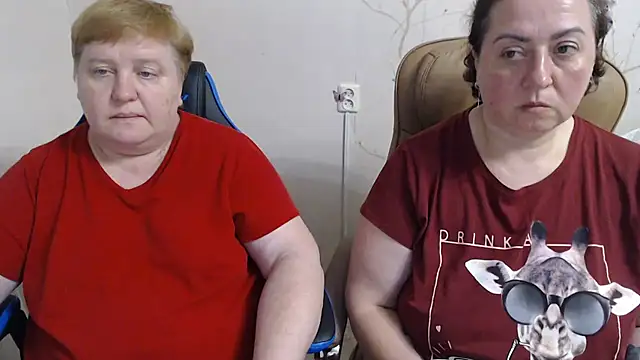 Lindy-Jeanie online show from June 6, 6:35 pm