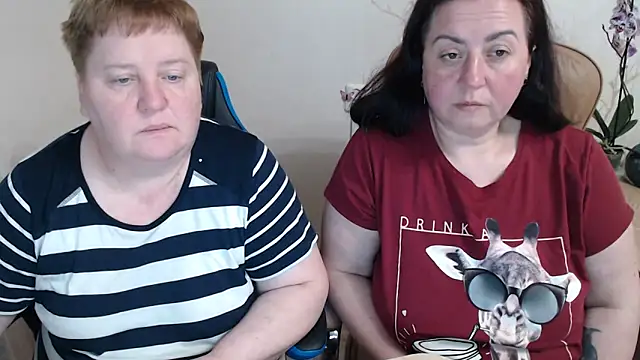 Lindy-Jeanie online show from April 19, 6:10 pm