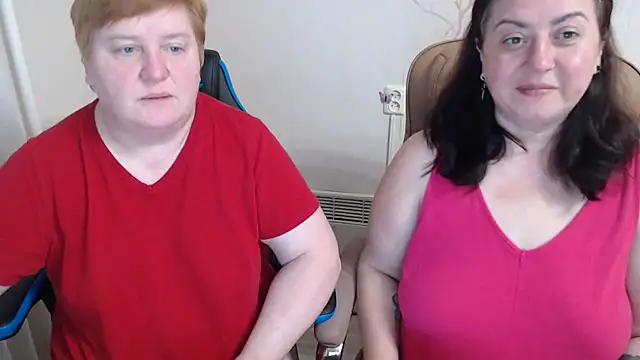 Lindy-Jeanie online show from April 2, 5:41 pm
