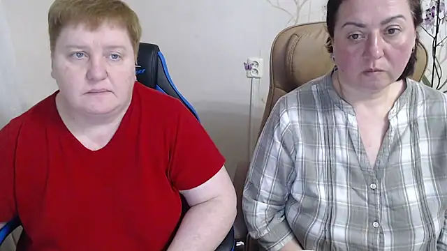Lindy-Jeanie online show from April 21, 6:03 pm
