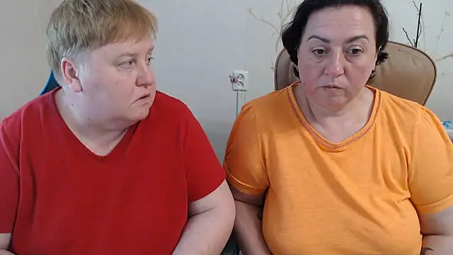 Lindy-Jeanie online show from June 14, 4:52 pm