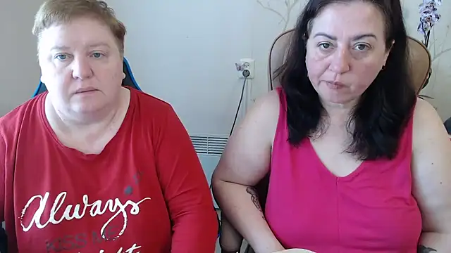 Lindy-Jeanie online show from May 3, 7:57 am