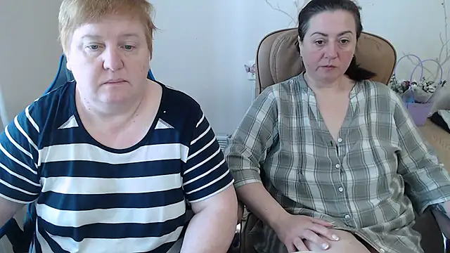 Lindy-Jeanie online show from April 4, 8:32 am