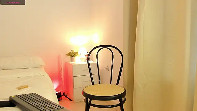 kora bliss online show from March 15, 6:15 pm