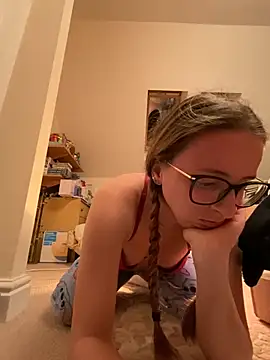 SophMaeexo online show from March 18, 11:37 pm