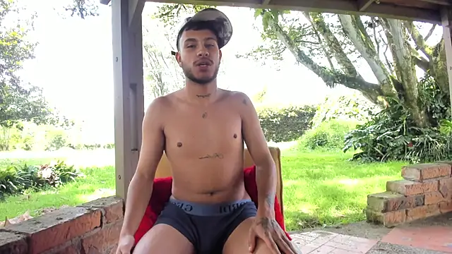 DilanAndres online show from April 18, 3:58 pm