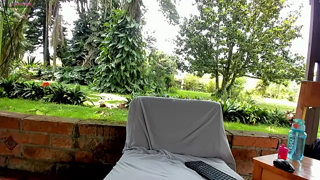 DilanAndres online show from April 15, 3:27 pm