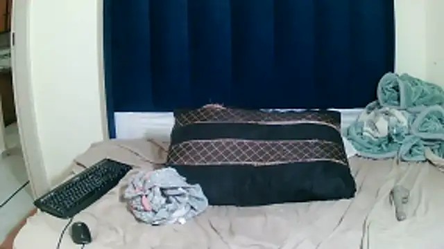 MelaniBbe online show from April 24, 1:18 am