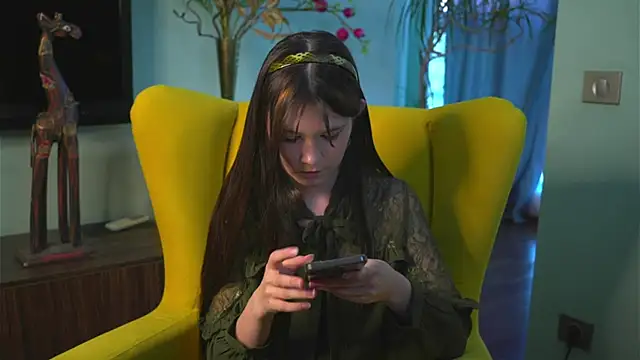 EuraButscher online show from March 13, 1:16 pm