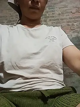 Snapshot of Heli_pusy chatting on July 16, 9:56 pm Heli pusy online show from July 16, 9:56 pm