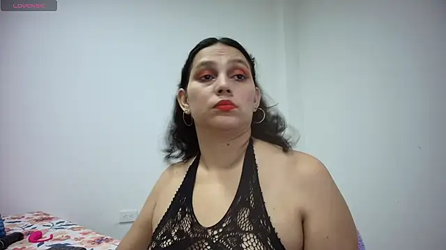 carlaantonellii online show from June 28, 4:52 am