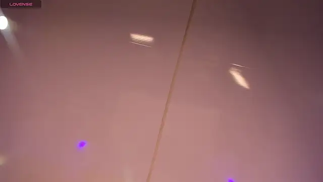 cuttie blondie online show from April 24, 11:23 am