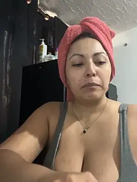 karlyprintt online show from June 4, 2:33 pm