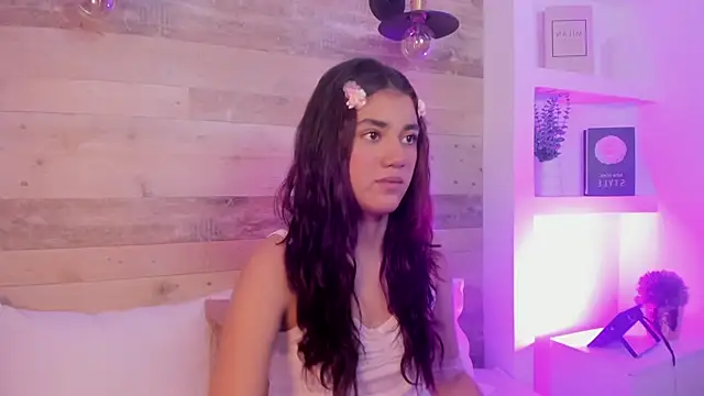 cristin collins online show from July 15, 2:18 am