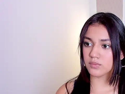 Snapshot of cristin_collins chatting on April 9, 9:21 pm cristin collins online show from April 9, 9:21 pm