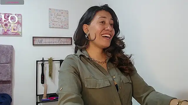 violeta scott online show from March 19, 1:33 pm