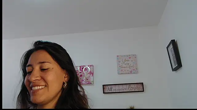 violeta scott online show from May 13, 4:36 pm