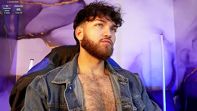 Oliver Dallas1 online show from May 20, 5:37 am