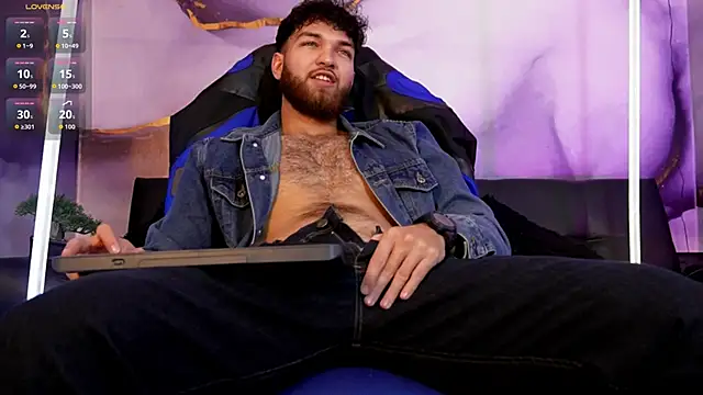 Oliver Dallas1 online show from April 17, 4:59 am