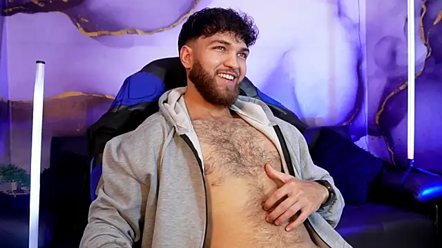 Oliver Dallas1 online show from April 14, 3:22 am