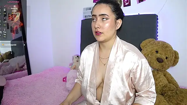 Nath and Lian online show from March 25, 5:51 am