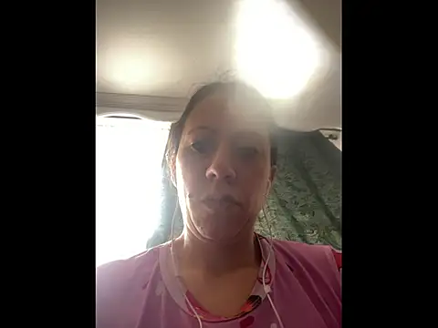 ItsAmara online show from June 20, 7:19 pm