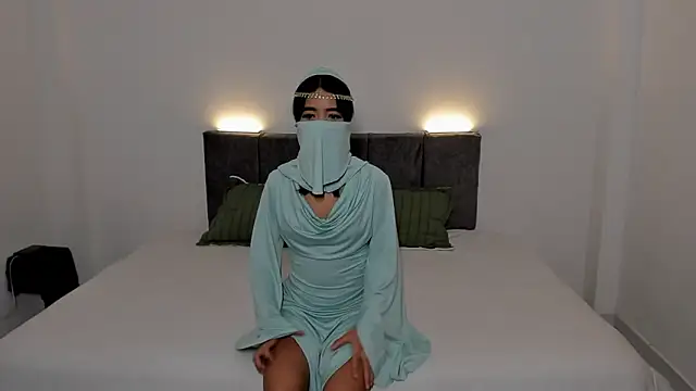 Zahra Bashir online show from March 17, 12:24 am