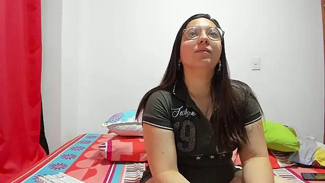 Snapshot of abby_axel chatting on March 25, 9:57 pm abby axel online show from March 25, 9:57 pm
