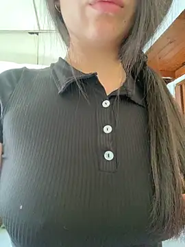 prisci1 online show from March 24, 1:44 pm