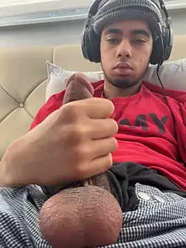 iLoveGirlsOnlyStr8Asf online show from April 3, 2:45 pm