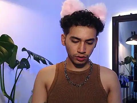 noahnoguera online show from March 19, 1:44 pm