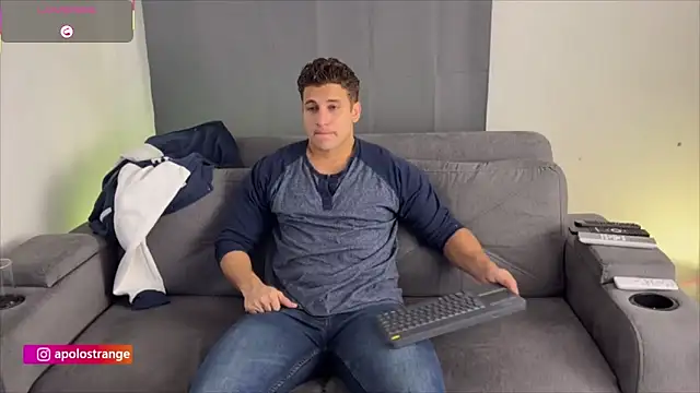 apolo strange online show from April 24, 10:01 pm