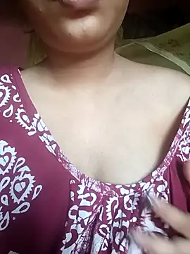 tina2005 online show from May 9, 2:37 am