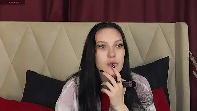 Snapshot of LeraHayes chatting on March 17, 2:25 am LeraHayes online show from March 17, 2:25 am