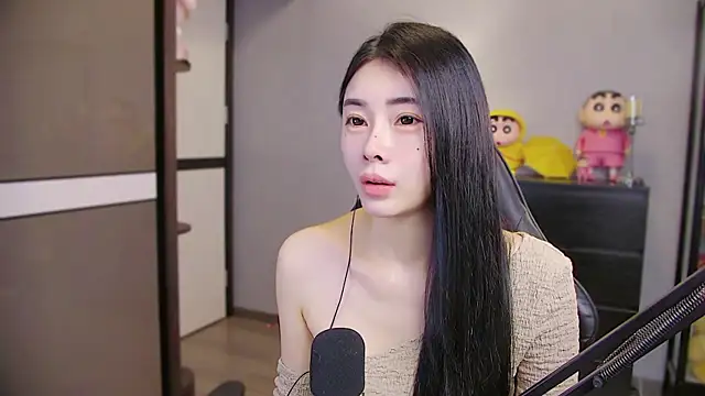 XiaoYuBao- online show from April 12, 2:09 pm