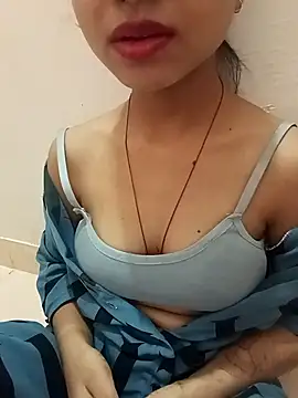 ritika gupta02 online show from March 31, 7:10 am
