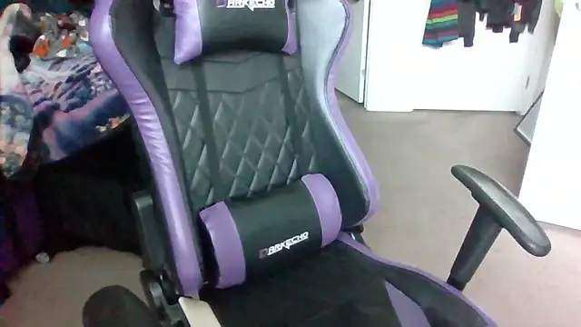 StaRellA   SaXxXton online show from September 9, 1:31 pm