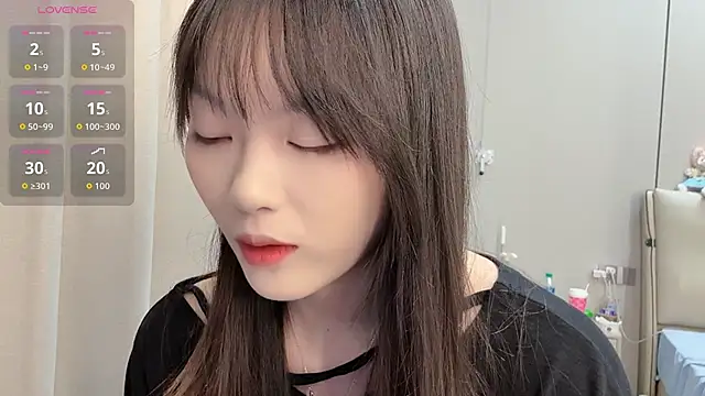 Lily-8888 online show from March 19, 2:39 pm