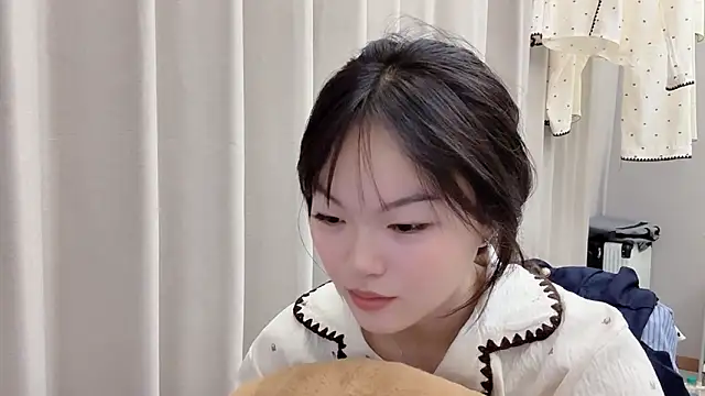 Lily-8888 online show from March 31, 3:25 pm