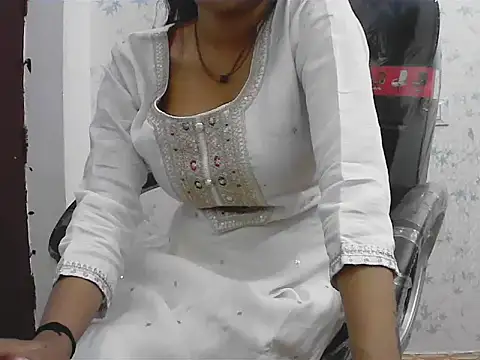 Snapshot of ragini_bby chatting on March 27, 7:17 am ragini bby online show from March 27, 7:17 am