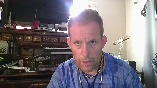 strokingjoe14585 online show from May 1, 1:38 pm
