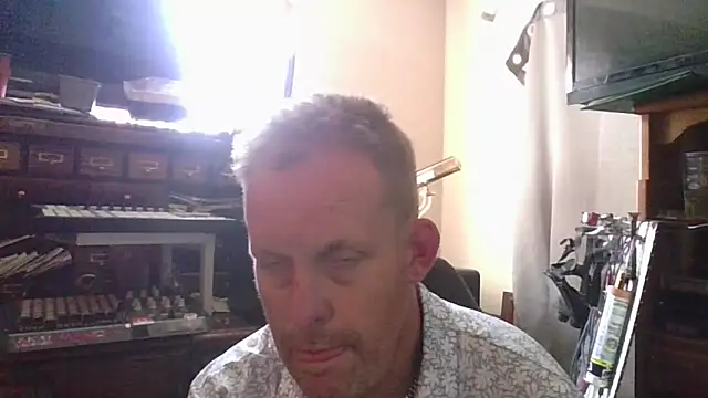 strokingjoe14585 online show from April 13, 3:16 pm