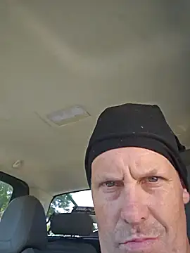 strokingjoe14585 online show from April 22, 8:48 pm