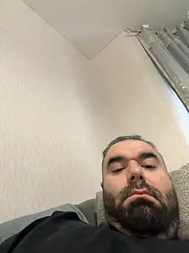 bigmillz32 online show from March 31, 11:01 am