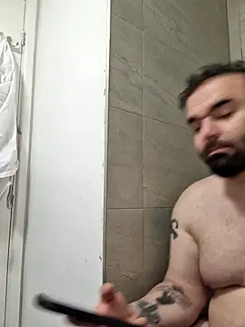 bigmillz32 online show from March 27, 12:30 am