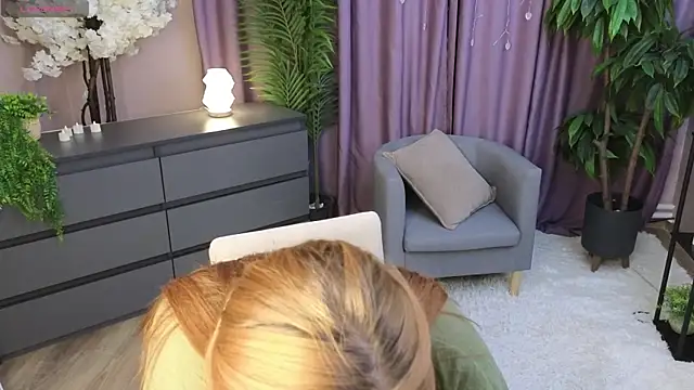 VanesaClark online show from April 20, 11:46 am