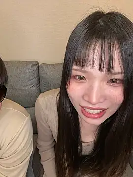 una2001 online show from March 22, 2:07 pm